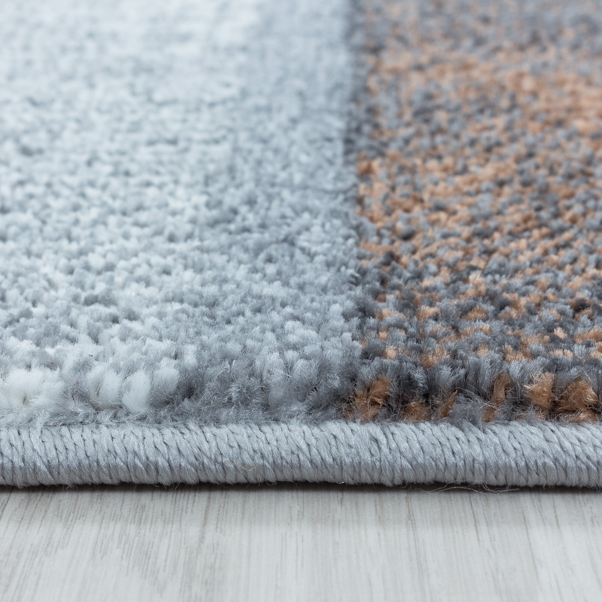 Modern Designer Wohnzimmer Teppich Weicher Kurzflor Kariert Design Robust