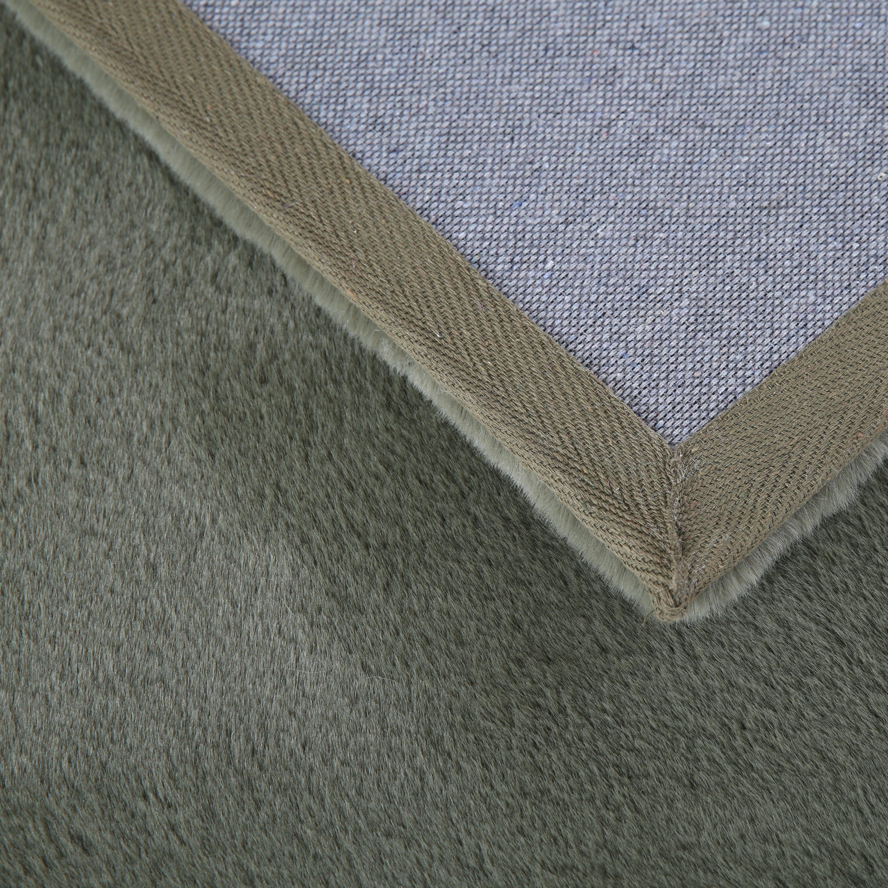 Teppich Wohnzimmer Einfarbig Fellimitat flauschig weich kuschelig Pastell Töne