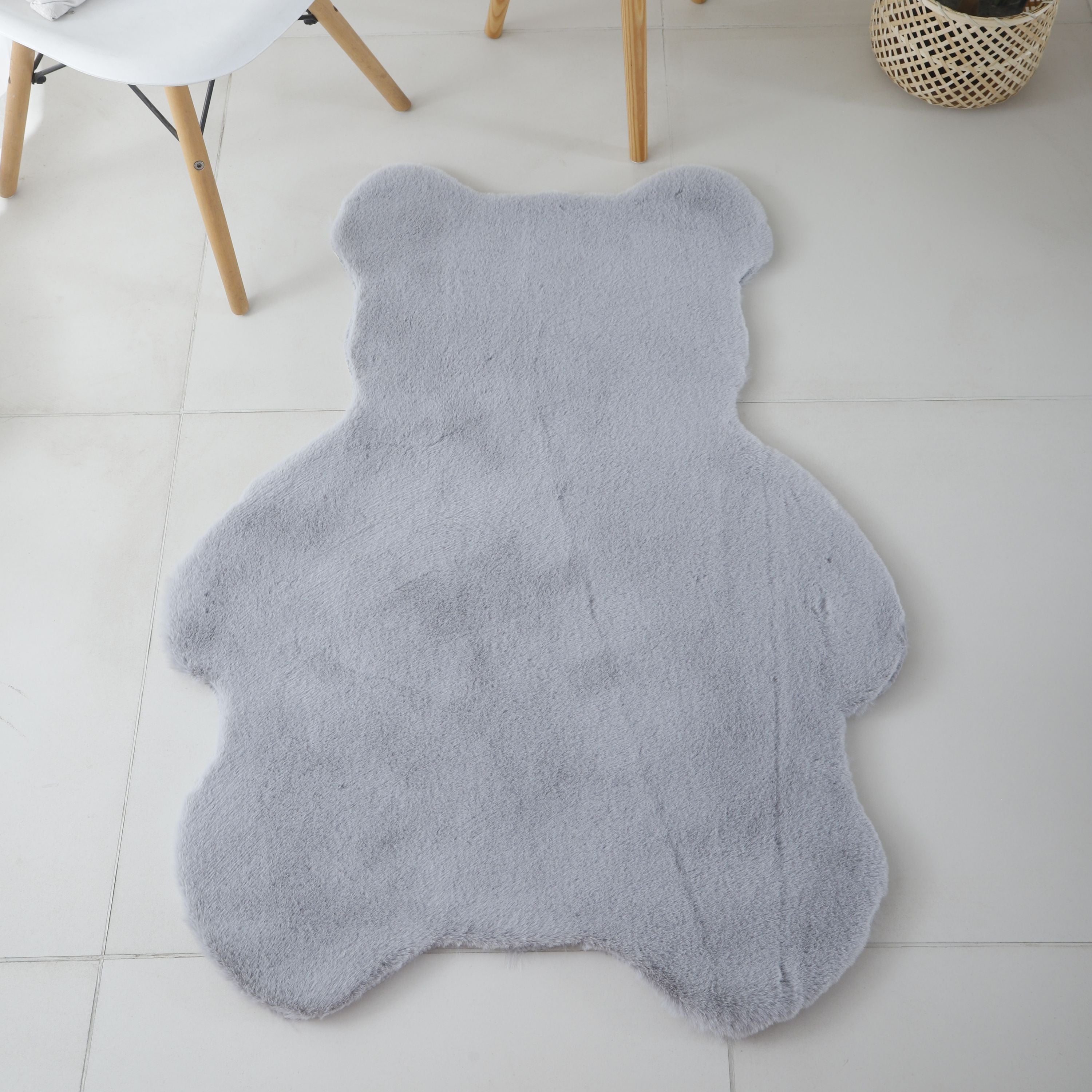 Rug plush plain bear shape faux fur children's room super soft fur look