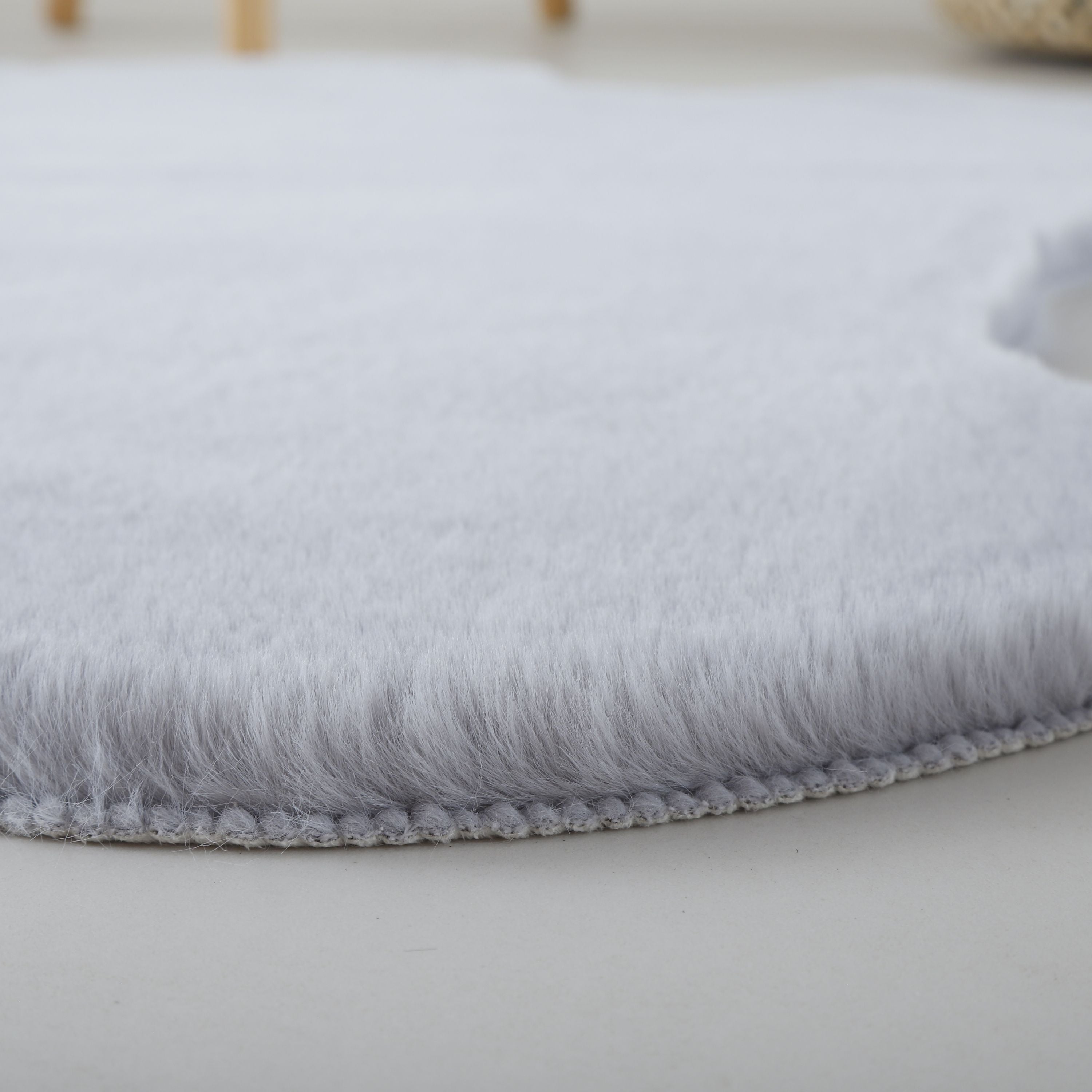 Rug plush plain bear shape faux fur children's room super soft fur look
