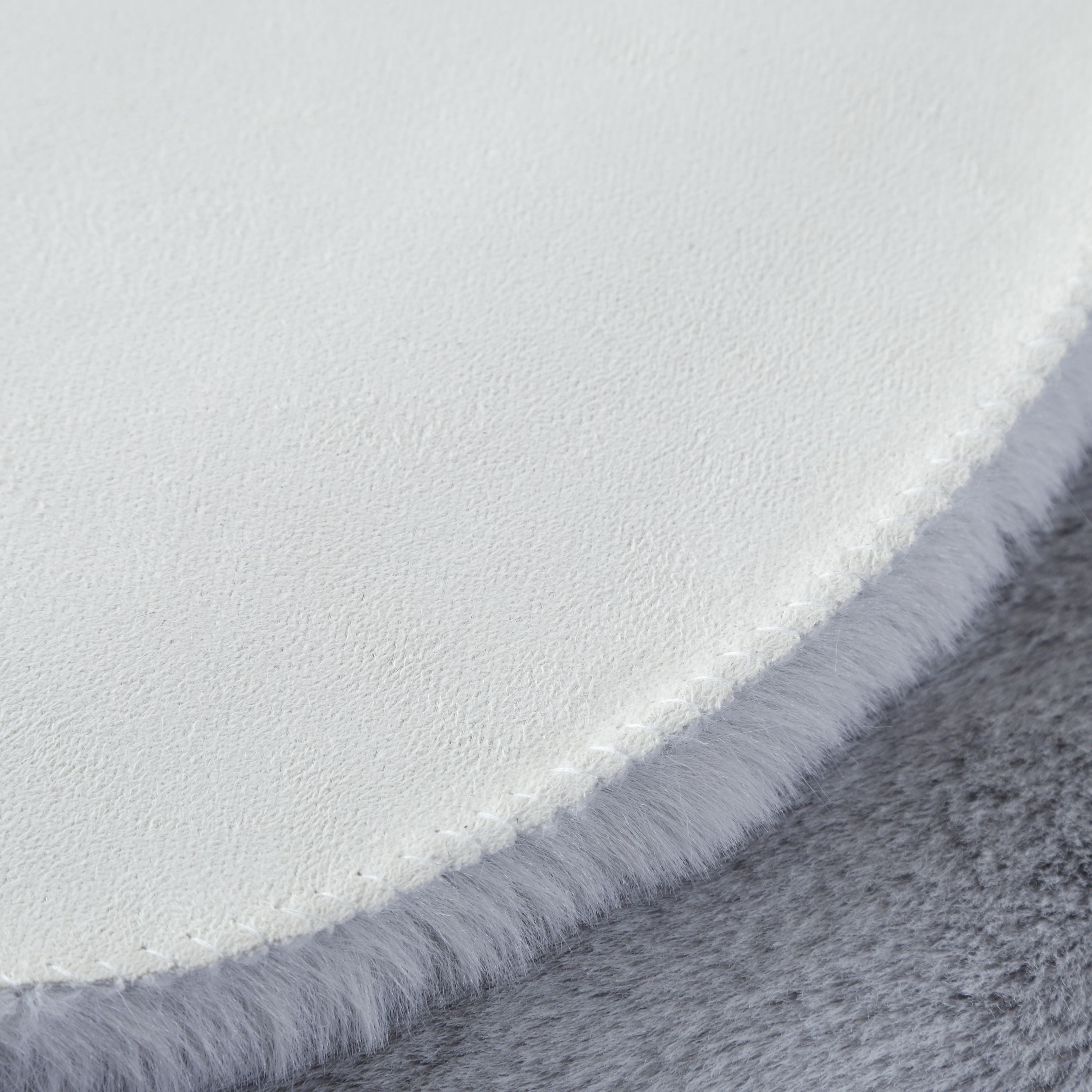Rug plush plain bear shape faux fur children's room super soft fur look