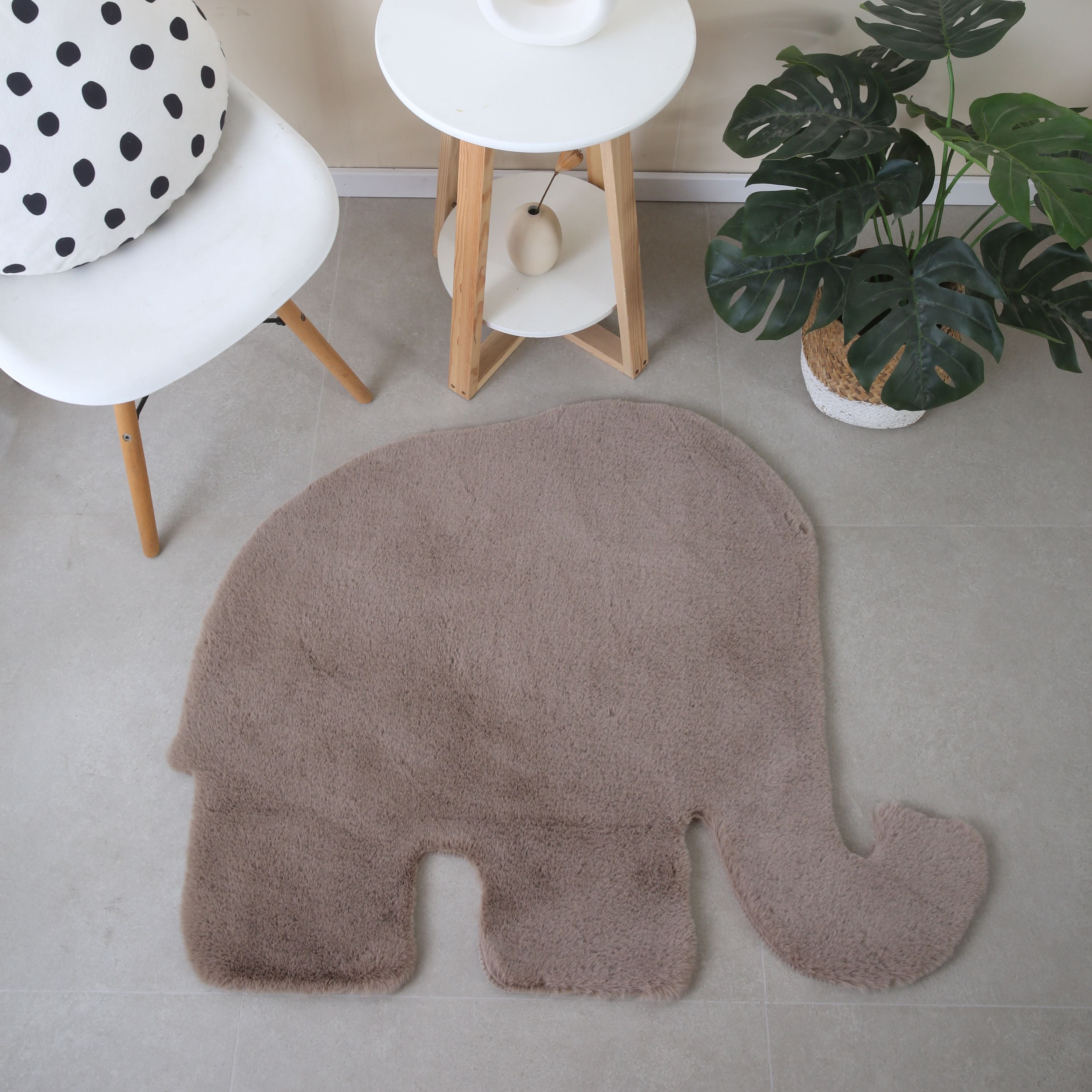 Tapis peluche uni forme éléphant fausse fourrure chambre enfant aspect super fourrure