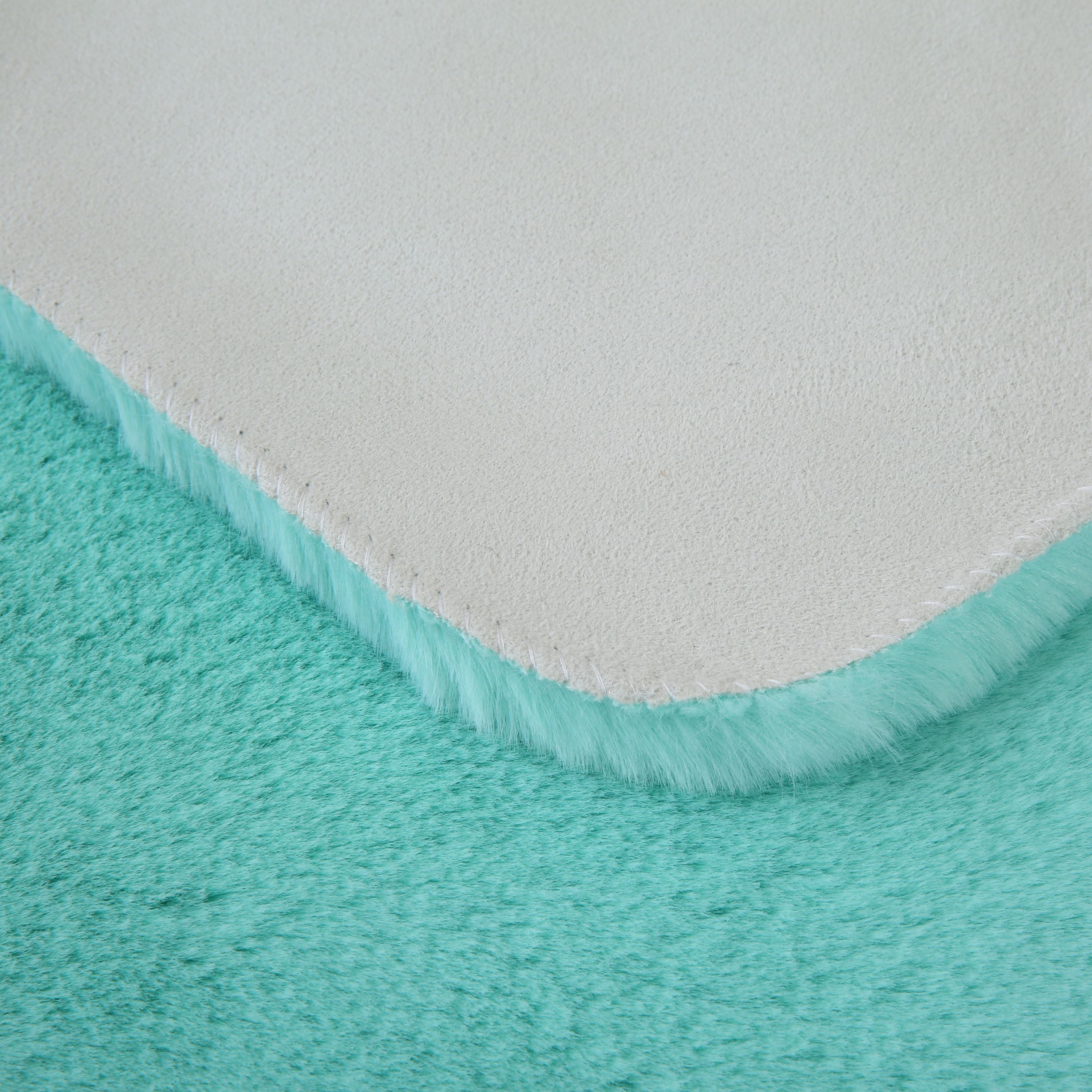 Tapis peluche uni forme éléphant fausse fourrure chambre enfant aspect super fourrure