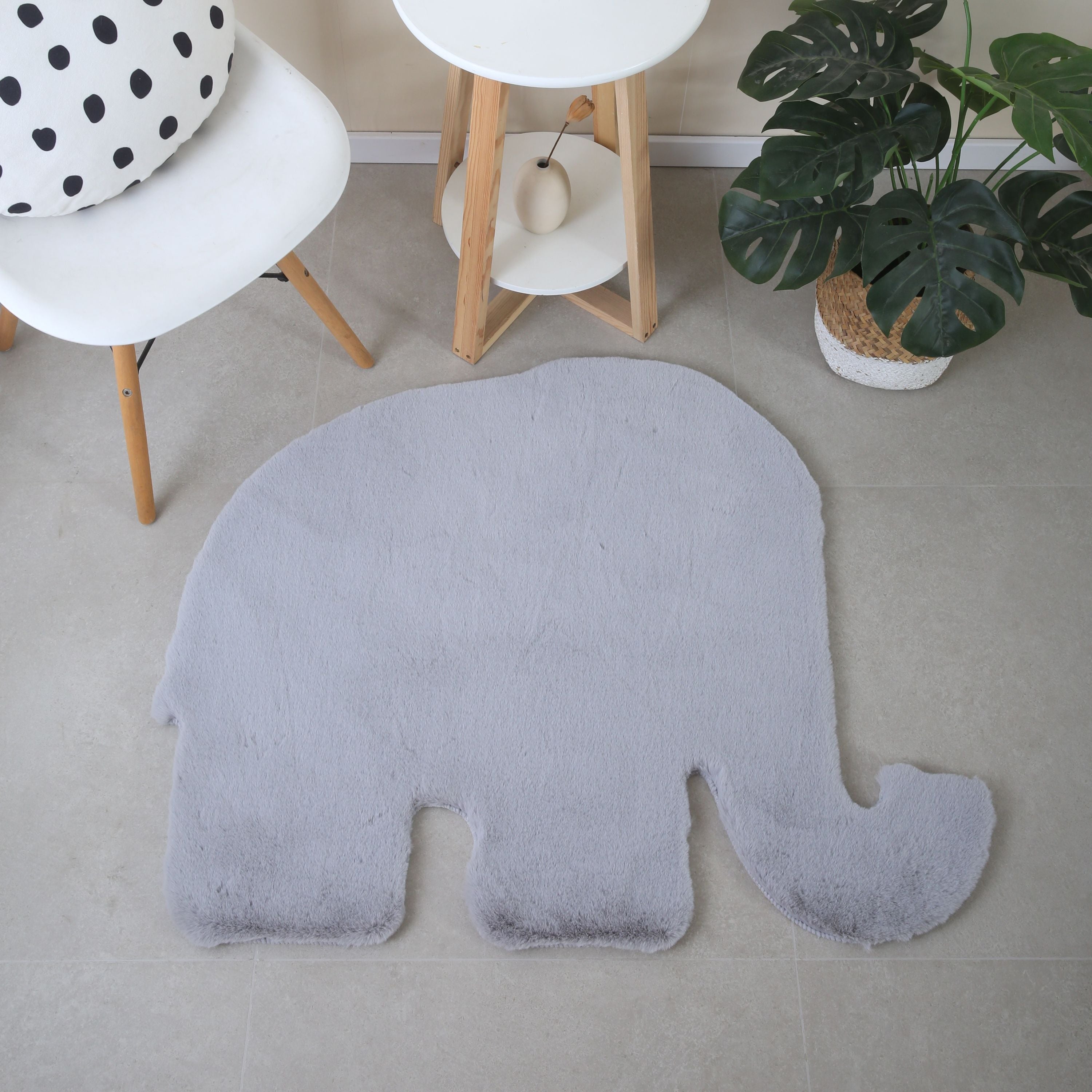 Tapis peluche uni forme éléphant fausse fourrure chambre enfant aspect super fourrure