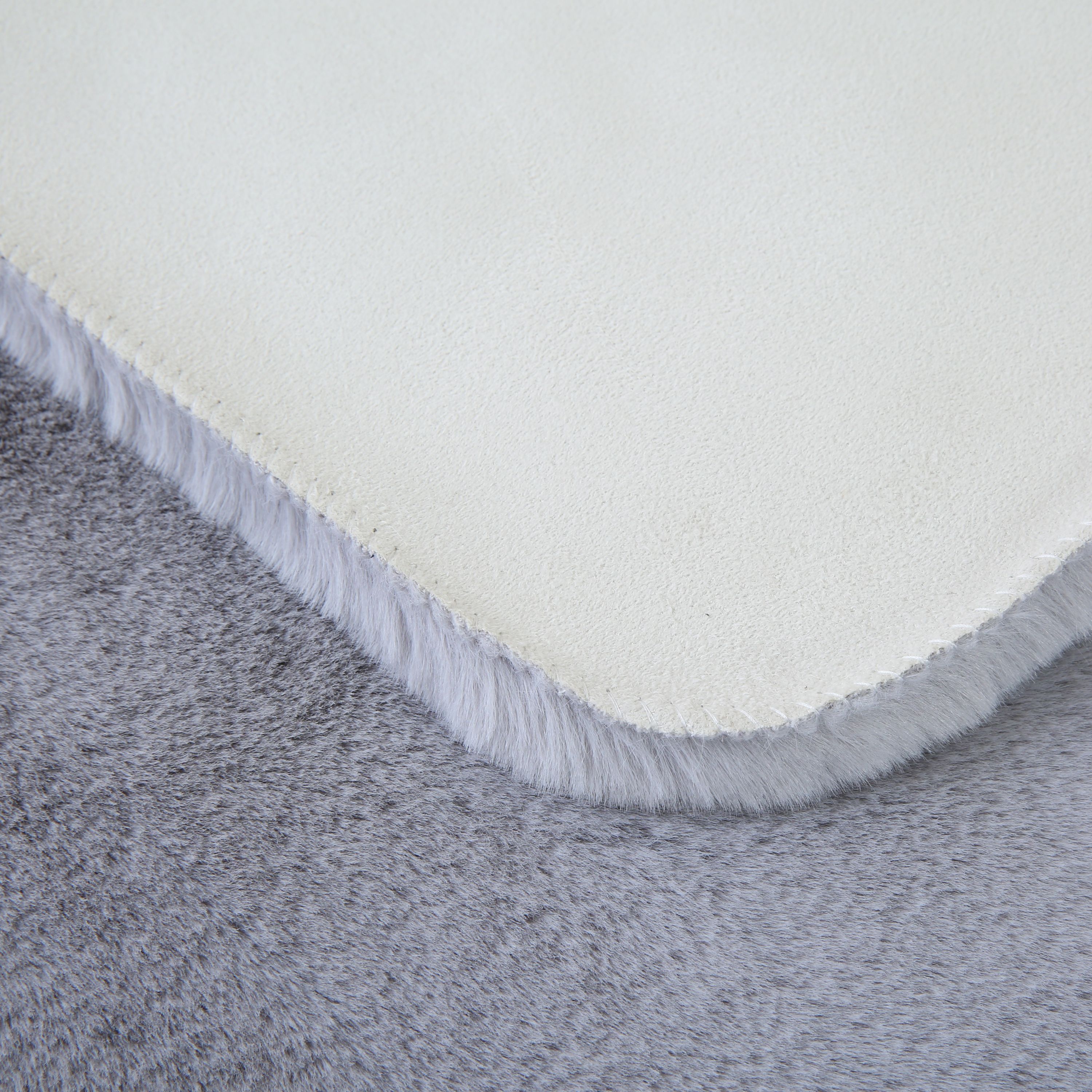Tapis peluche uni forme éléphant fausse fourrure chambre enfant aspect super fourrure