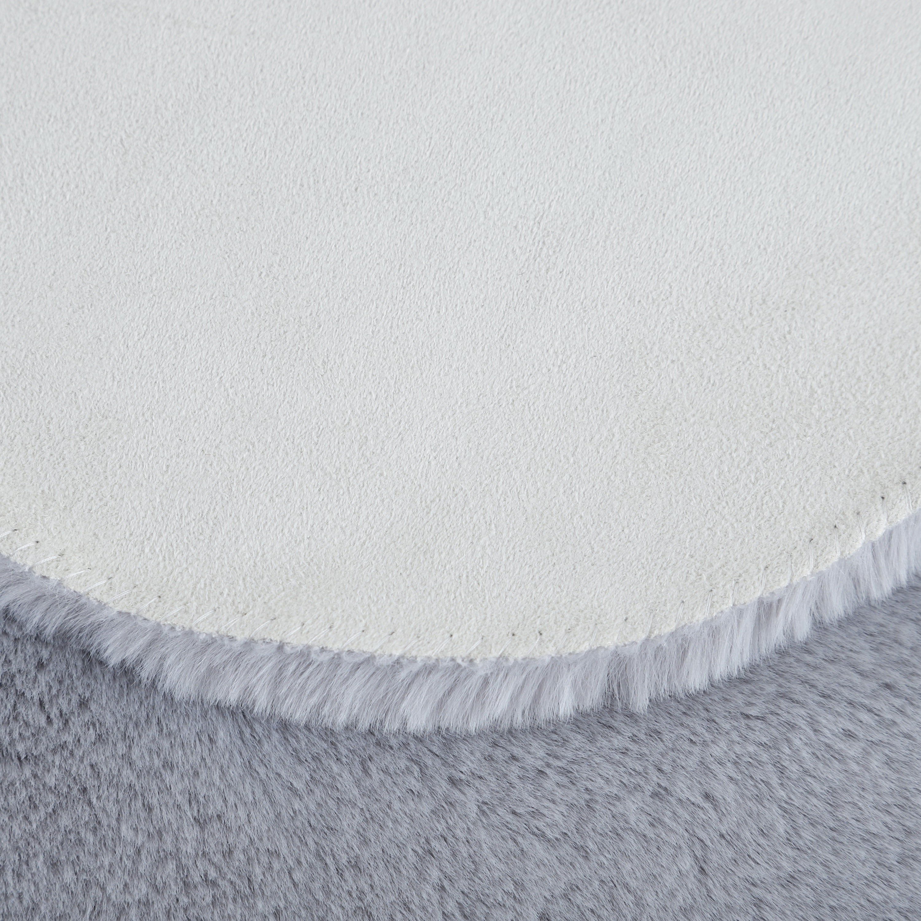 Rug plush plain cloverleaf shape faux fur children's room soft fur look