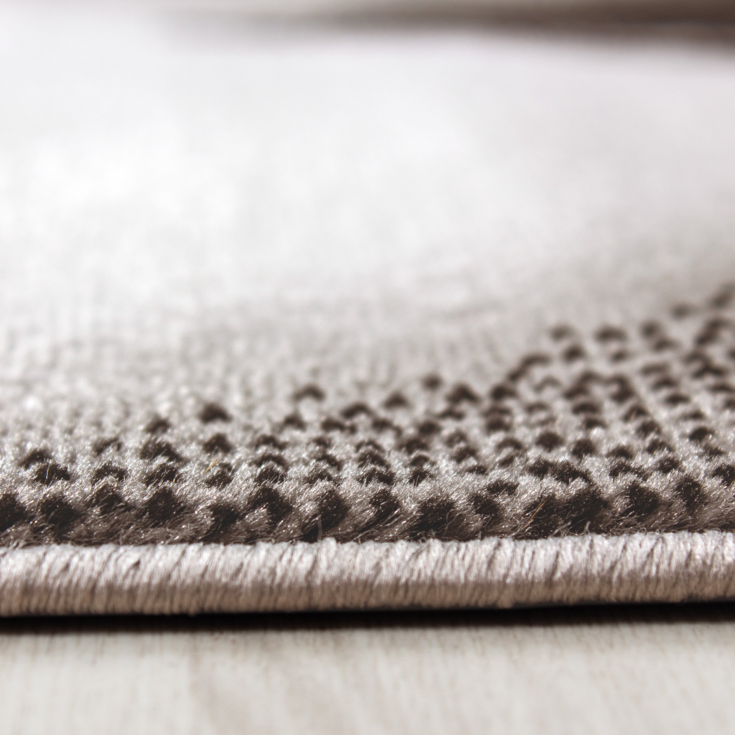 Modern short pile rug for living room, abstract wave design, easy to care for
