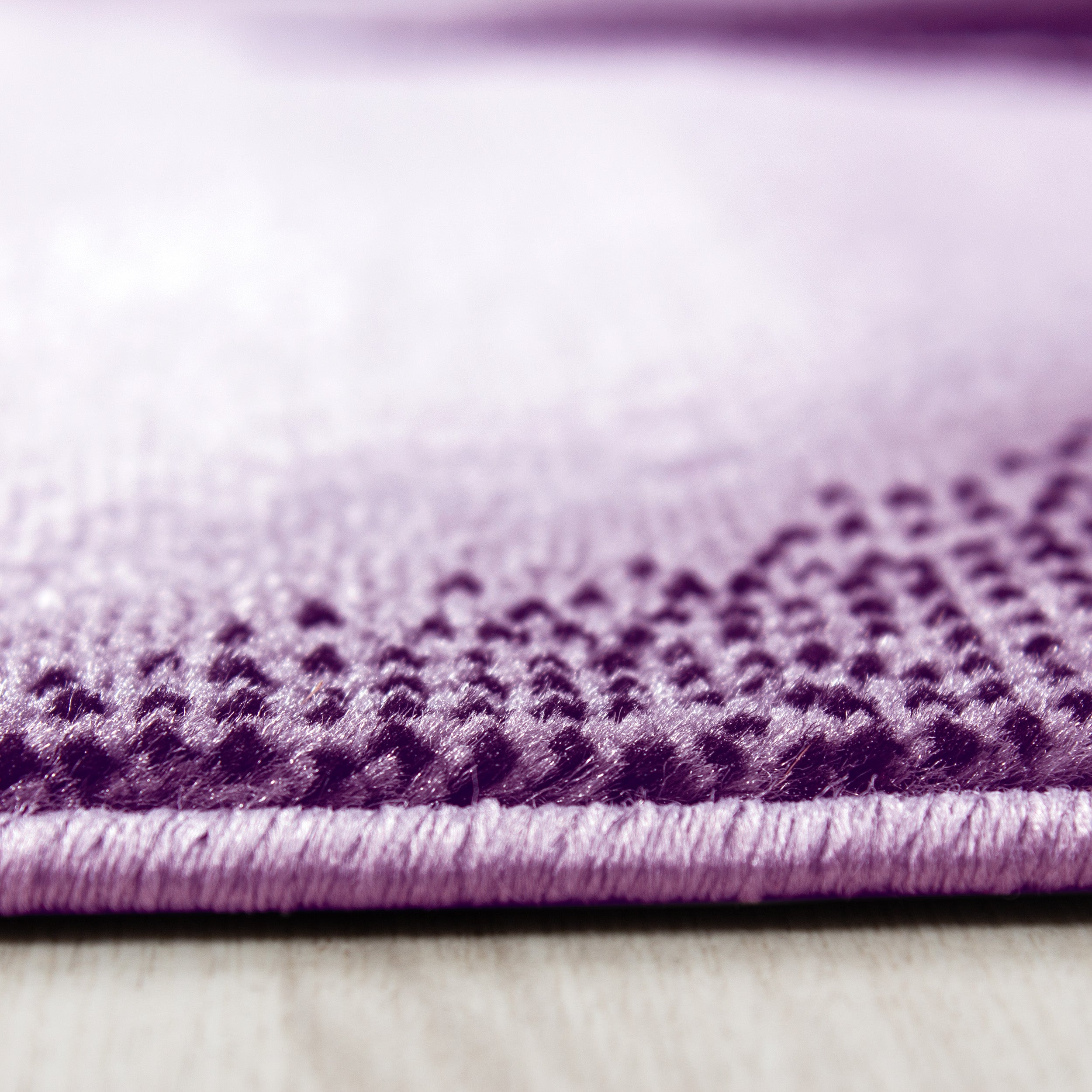 Modern short pile rug for living room, abstract wave design, easy to care for