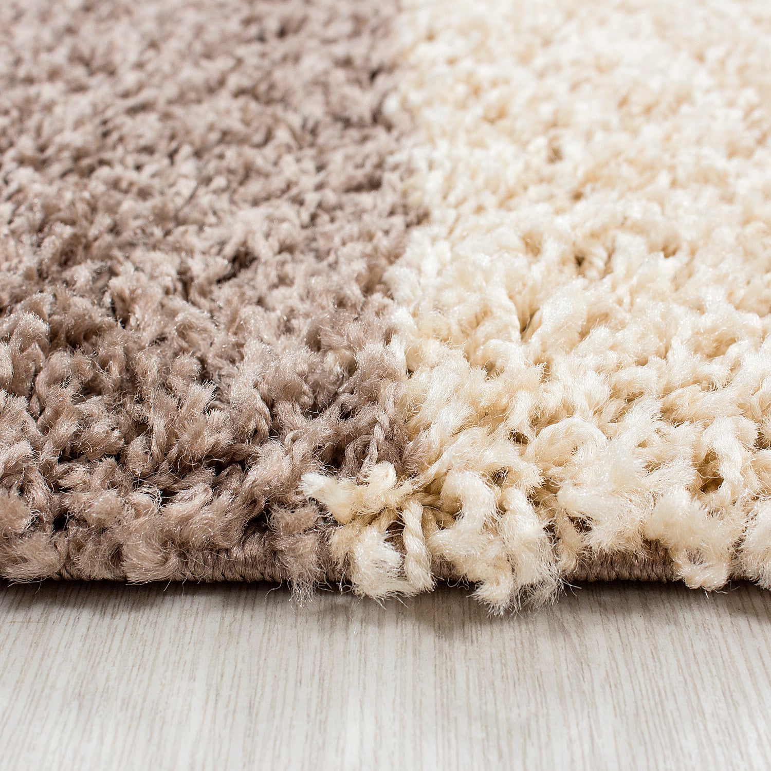 Shaggy Teppich Hochflor Langflor Wohnzimmer Teppich Gemustert in Karo Design