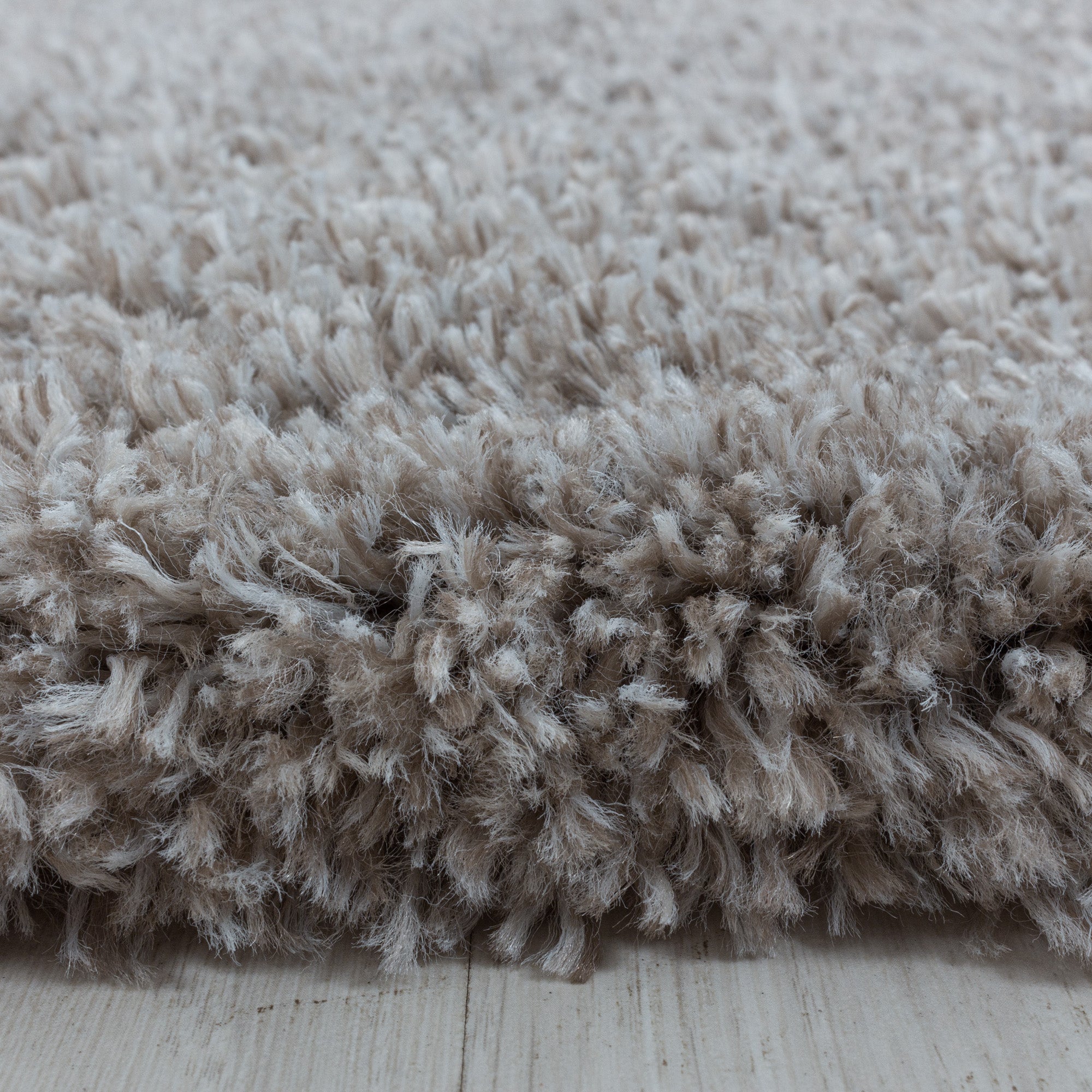 Round deep pile rug for living room, modern, long pile, plain, soft fur look