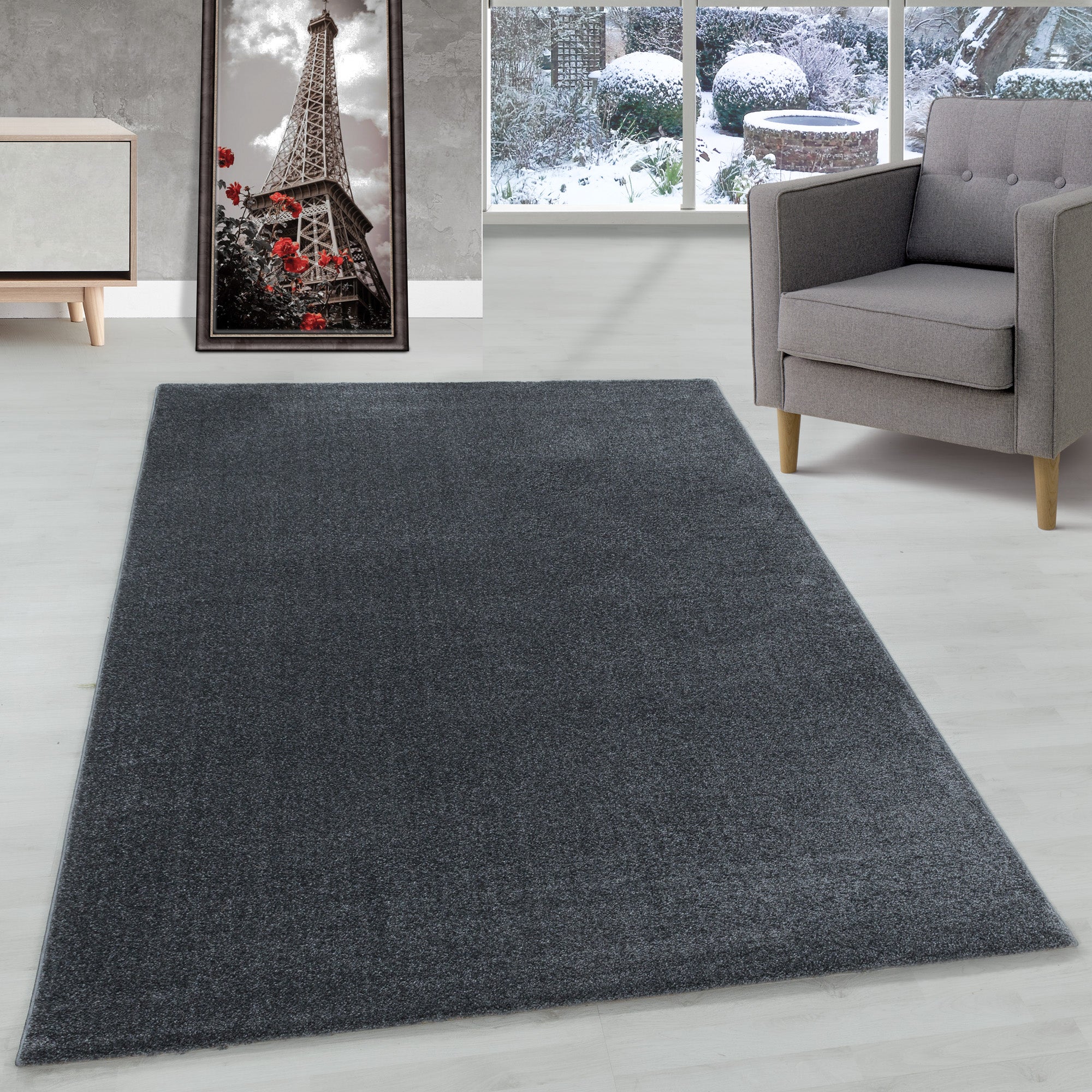 Modern designer short pile rug for living room, plain, robust, easy to care for