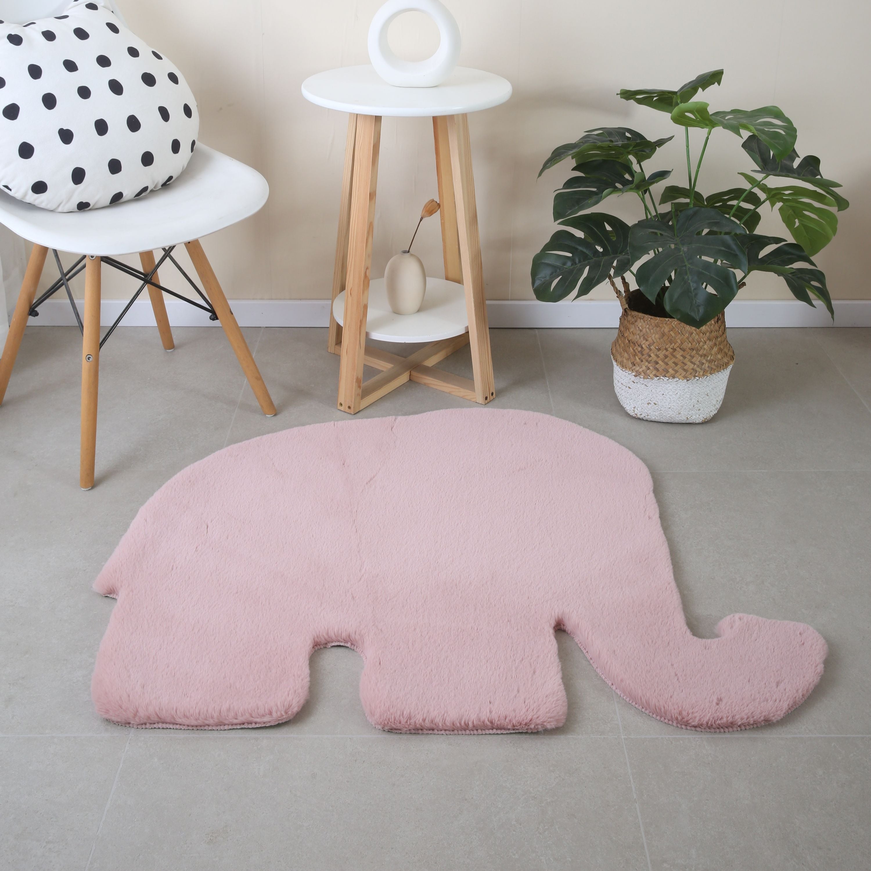 Tapis peluche uni forme éléphant fausse fourrure chambre enfant aspect super fourrure