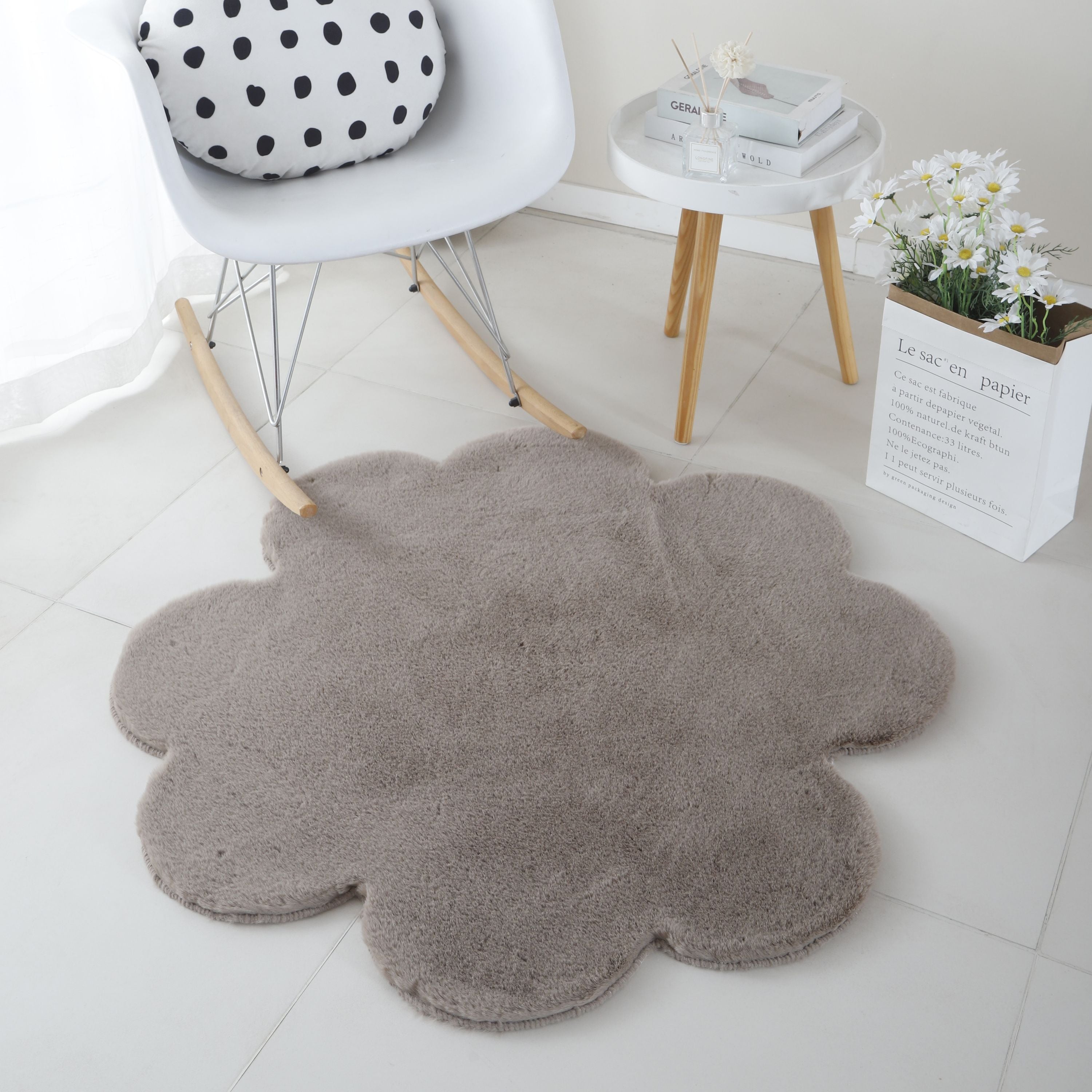 Tapis peluche uni forme trèfle fausse fourrure chambre d'enfant aspect fourrure douce