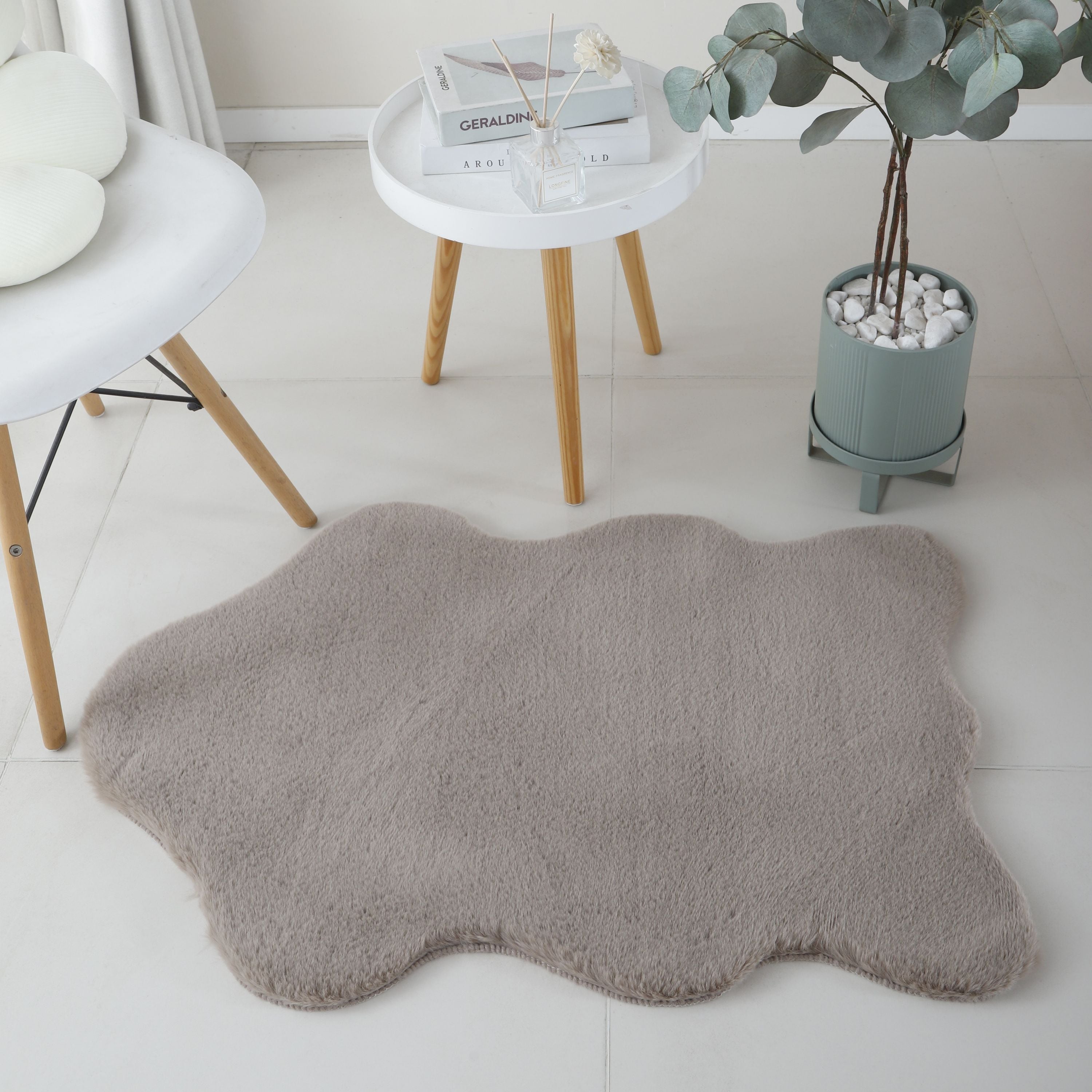 Rug plush plain sheepskin shape faux fur rug bedroom fur look