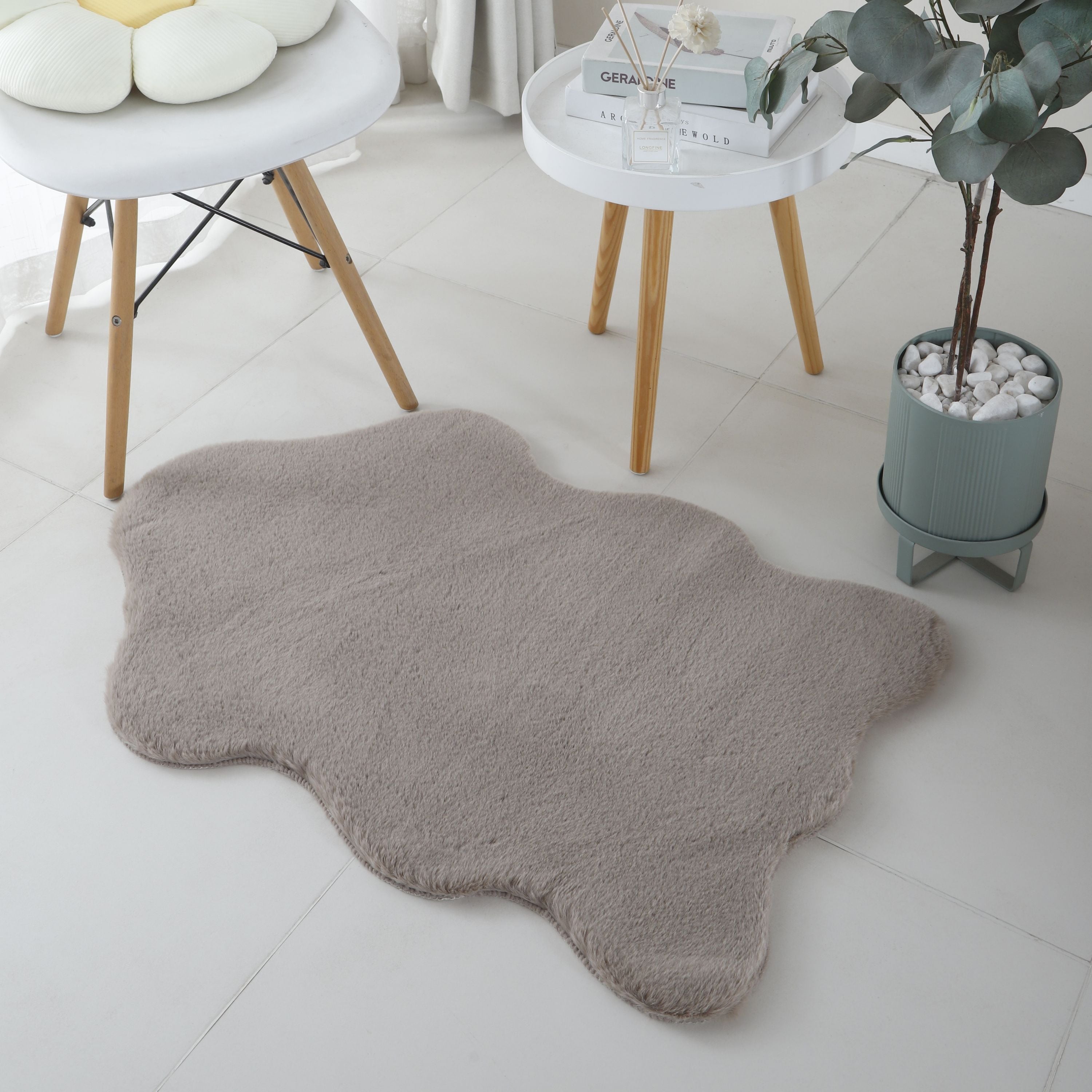 Rug plush plain sheepskin shape faux fur rug bedroom fur look